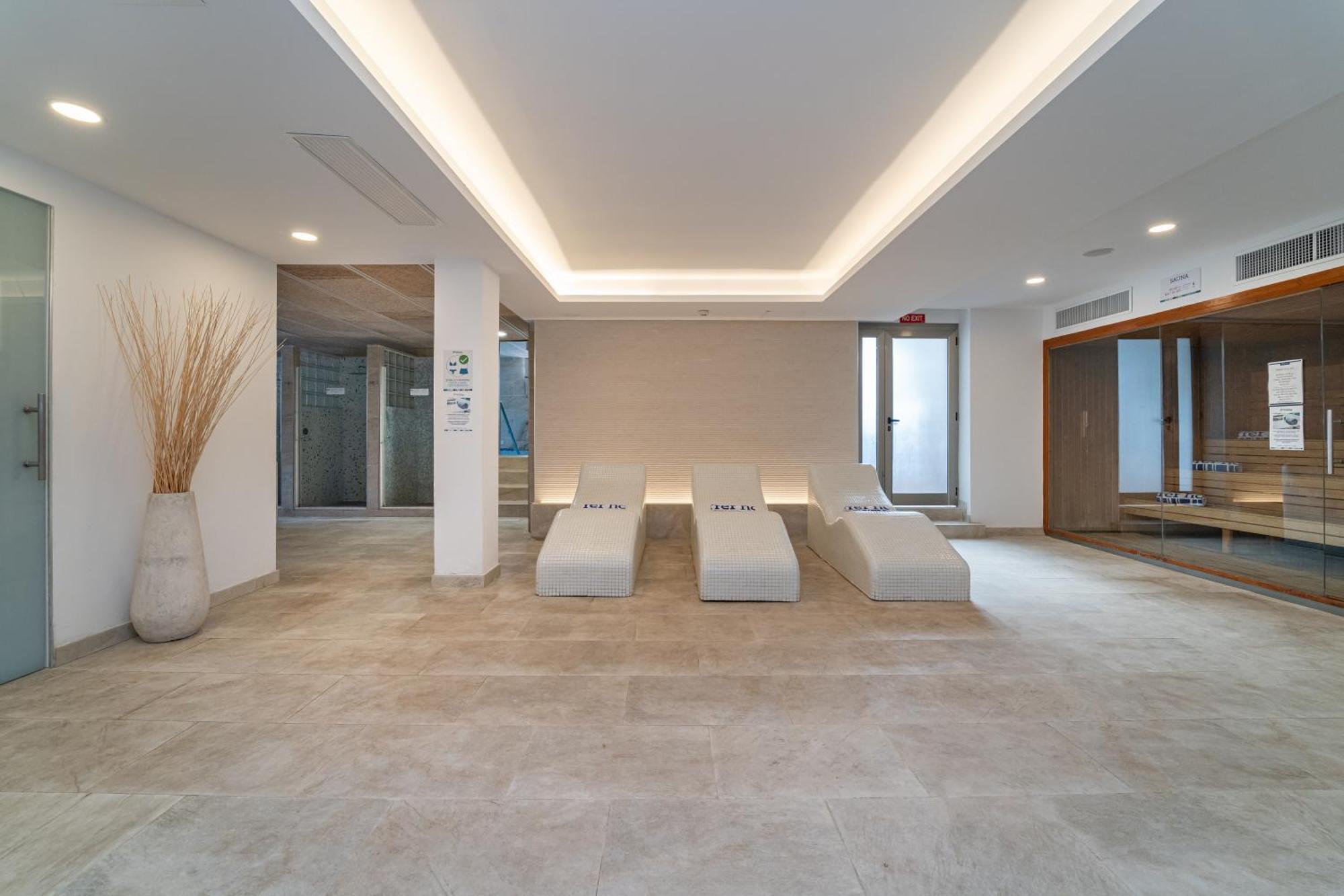 Ferrer Janeiro Hotel & Spa Can Picafort  Dış mekan fotoğraf